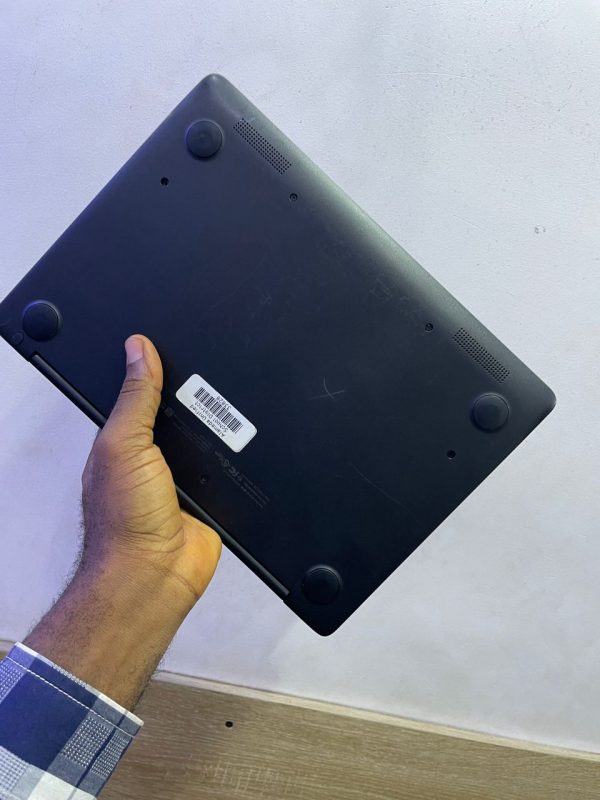 Hp Chromebook 11 G5 Intel Celeron  16gbssd 4gbram  Windows 10 pro  11.6 inches